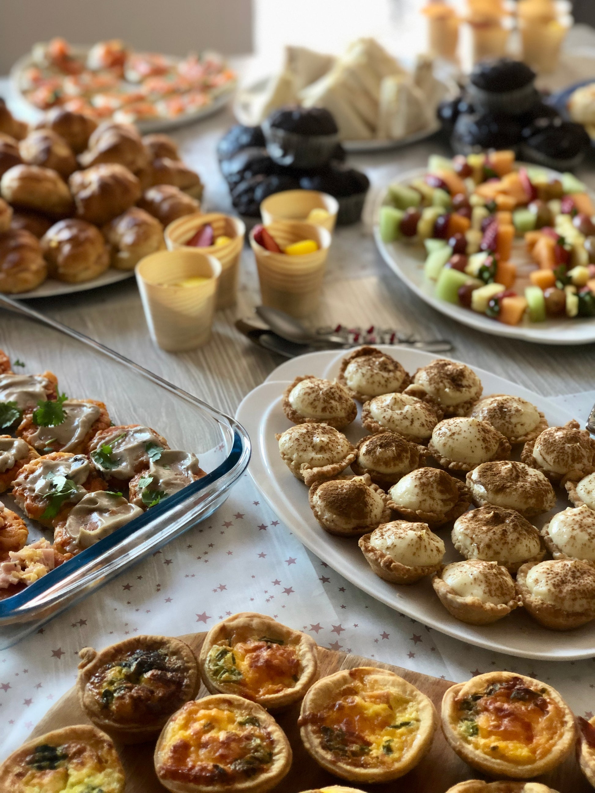 Buffet Nye Finger Foods Year's Eve Tasty Party Snacks